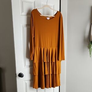 LuLaRoe Amber Tiered Long Sleeve Dress
